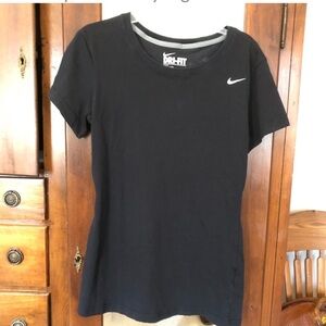 🤑 Black Nike T Shirt